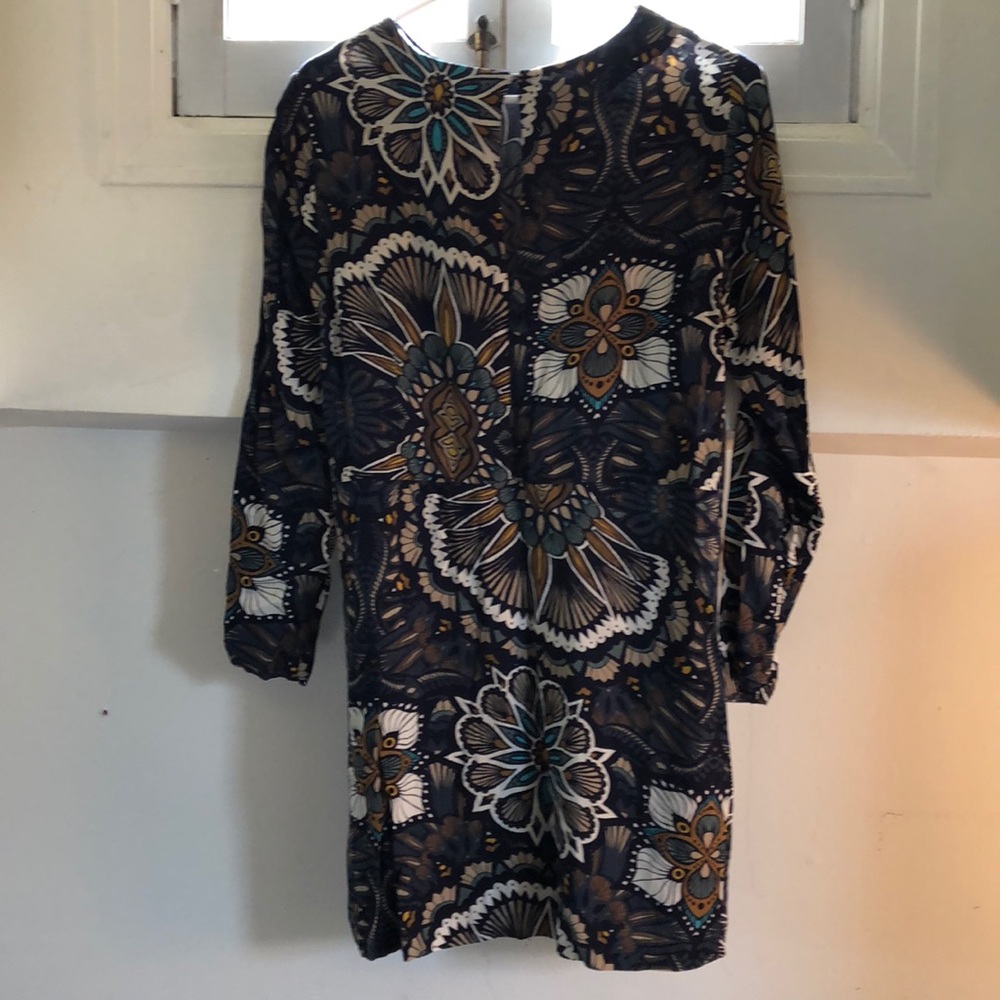 Tunic - Picture 2 of 4